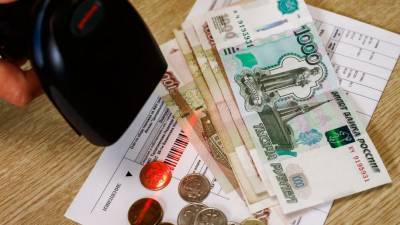 Считать копейки: россиянам рассказали о новом повышении цен на ЖКХ