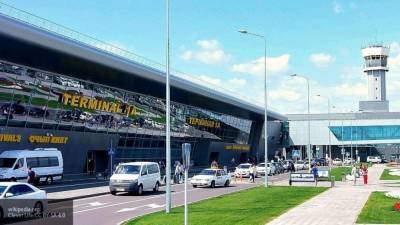 Власти разрешили полеты за границу из еще трех городов России