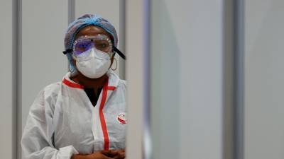 Во Франции за сутки выявили более 4 тысяч новых случаев коронавируса