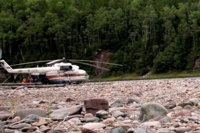 В Хабаровском крае спасатели нашли пропавшего на озере подростка