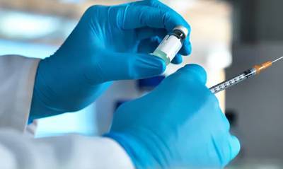 В Минздраве перечислили побочные эффекты от российской вакцины против коронавируса