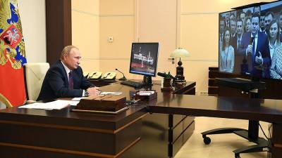 Дегтярев принял участие во встрече Путина с выпускниками РАНХиГС
