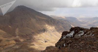 Туристы в Армении застряли на склонах Арагаца: на помощь пришли спасатели