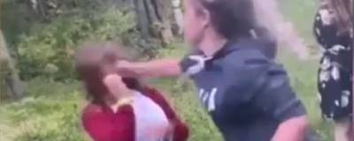 В Усть-Улимске девочки-подростки избили свою знакомую и записали это на видео