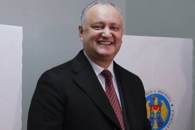 Президент Молдавии изъявил желание первым в стране испробовать российскую вакцину