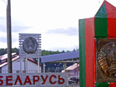 СМИ: Украина усилила охрану на границе с Беларусью