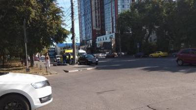 На тротуаре в центре Воронежа нашли тело мужчины