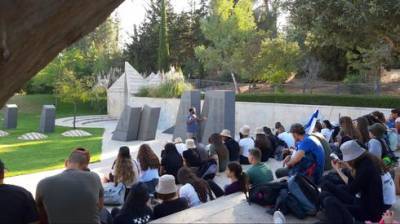 С 1 сентября: старшеклассники изучат историю Иерусалима на бесплатных экскурсиях