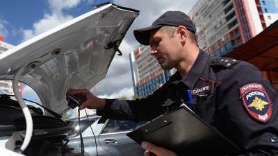 В России теперь можно регистрировать автомобили в МФЦ