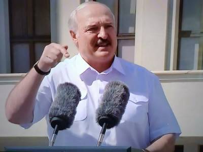 Лукашенко заявил, что разрешит ситуацию в Белоруссии в «в ближайшие дни»