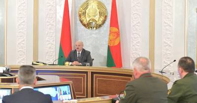 Лукашенко пообещал разобраться с кризисом в стране "в ближайшие дни"