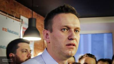 Врачи рассказали об "опасном веществе" на одежде Навального