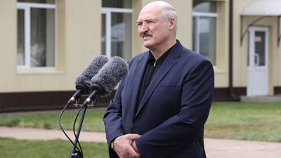Лукашенко ответил Макрону на предложения о посредничестве