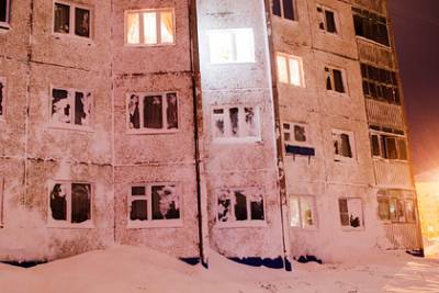 Российские ученые разработали дешевые «греющие» окна для зданий в Арктике
