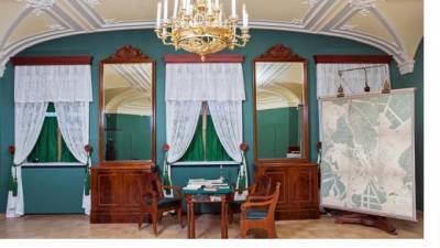 С 4 сентября туристы смогут посетить комнату Николая I в Гатчинском дворце