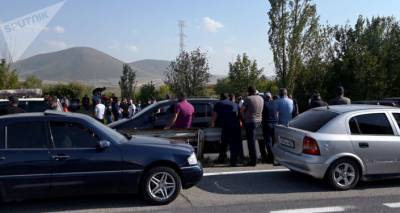"Рыбный"» протест в Армении: жители Гегаркуника перекрыли трассу Ереван-Севан