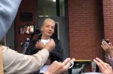 Из больницы, где лежит Навальный вывезли немецких врачей — жена