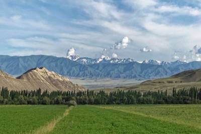 Киргизия открывает границы для граждан России