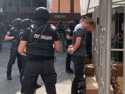В центре Киеве задержали вооруженную группу: подозревают в подготовке провокаций