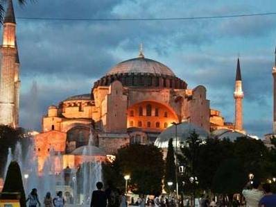 МИД Греции осудил решение Турции превратить византийскую церковь в мечеть