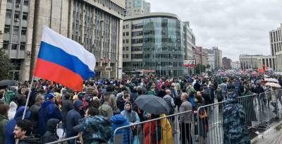 Политолог Владимир Пастухов: сколько продлится и чем закончится новая русская революция