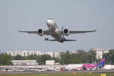 Польша намерена возобновить авиасообщение с Россией
