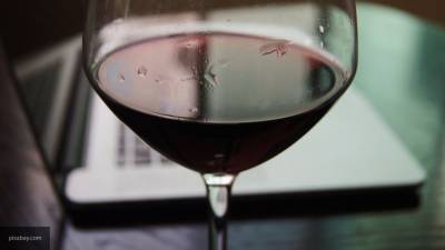 Роскачество не выявило контрафактное вино на рынке РФ