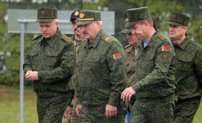Aktuálně (Чехия): «Белорусские военные предпочитают Россию Лукашенко. На Запад им плевать», — говорит аналитик