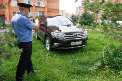Депутат Мосгордумы Кирилл Щитов: Более 40 тыс. случаев парковки на газонах зафиксировано с начала года