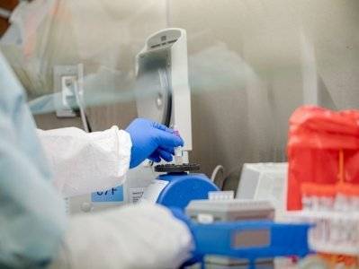 Франция и Испания бьют печальные рекорды по числу новых случаев коронавируса