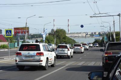 Через Воронеж прошёл автопробег на патриотичных «Тойотах»