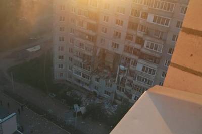 В России взорвалась многоэтажка: эвакуированы 160 человек, один погиб (видео)