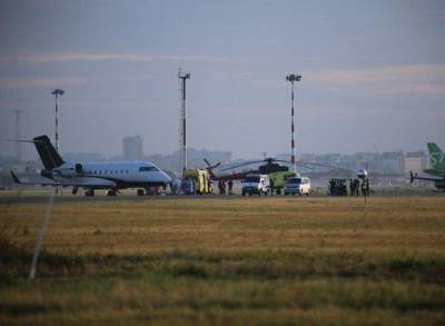 Самолет с Навальным вылетел из Омска на лечение в Германию