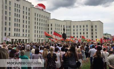 За чей счет праздник? Во что может обходиться организация митингов за Лукашенко в городах страны