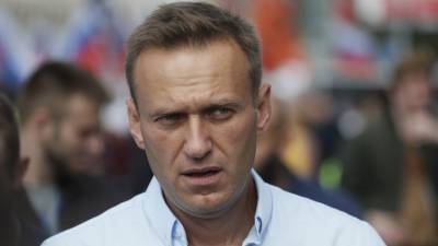 Самолет с Алексеем Навальным на борту приземлился в Берлине