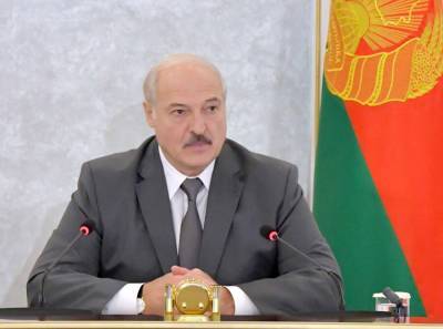 Лукашенко поручил применить "самые жесткие меры" для защиты Белоруссии