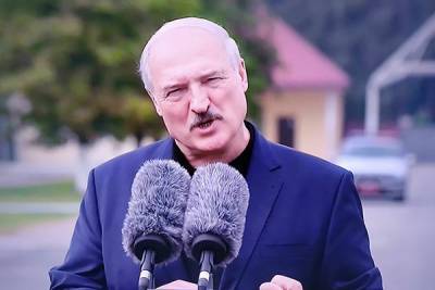 Лукашенко потребовал «жестких мер» от военных для защиты целостности страны