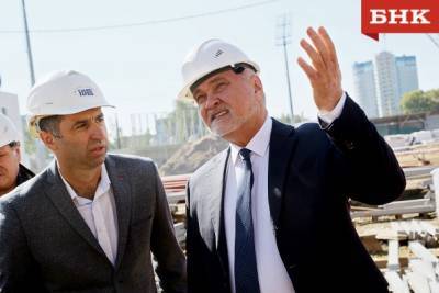 «Рабочих должно быть как муравьев»: Владимир Уйба заявил об острой нехватке строителей на реконструкции Республиканского стадиона