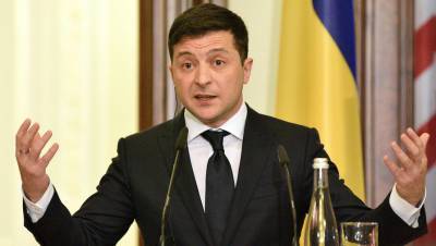 Зеленский не видит смысла переносить переговоры по Донбассу из Минска