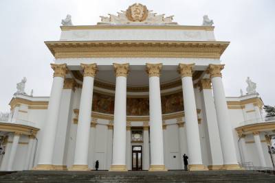 Москвичам рассказали, как работает дворец госуслуг на ВДНХ