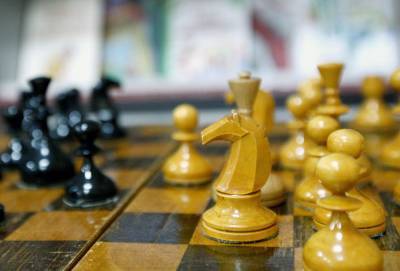 Россия лидирует на онлайн-олимпиаде по шахматам