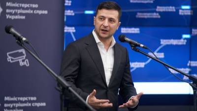 Зеленский выступил против переноса переговоров по Донбассу из Минска