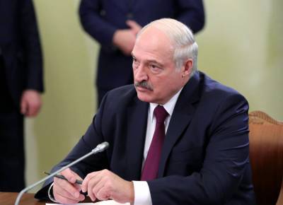 Лукашенко призвал белорусов простить правоохранителей за ошибки