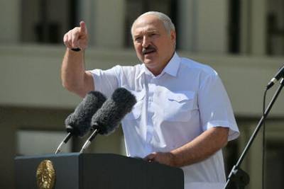 Лукашенко призвал белорусов простить ошибки силовиков
