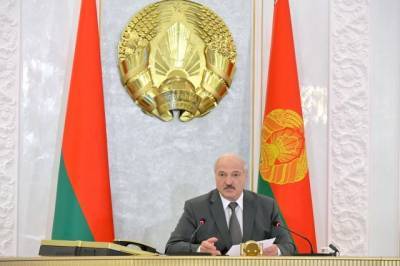 Лукашенко поручил закрыть с понедельника все бастующие предприятия