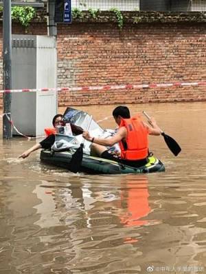 Очередное китайское бедствие: наводнение в КНР заставило эвакуироваться 128 000 человек