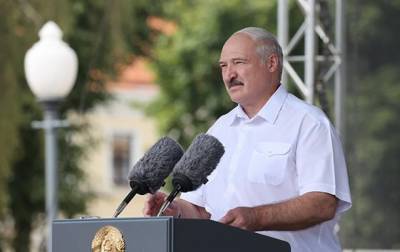 Лукашенко распорядился закрыть все бастующие предприятия