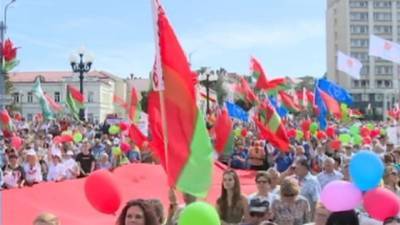 "Туча людей на улице" воодушевила Лукашенко