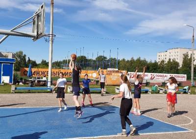 «Золотой бросок» Сидориной. Ишеевские девчата готовятся к турниру по стритболу