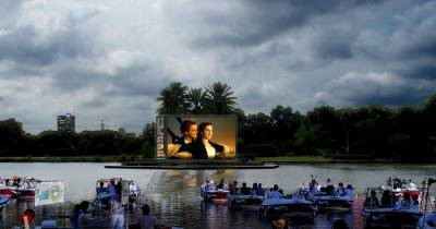 COVID-кинотеатр на воде открыли в Тель-Авиве